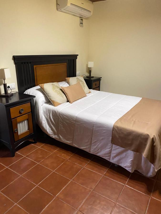 Hotel Rural El Refugio De Los Templarios Cabeza del Buey ภายนอก รูปภาพ